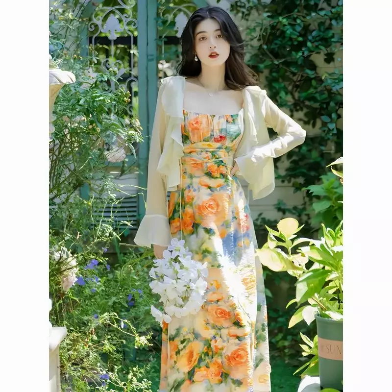 French Retro Travel Wear Women's Sunscreen Cardigan with Oil Painting Floral Suspender Dress Two-piece Summer Set