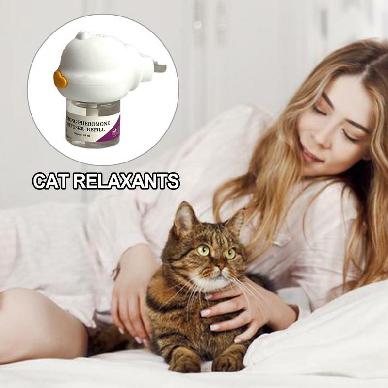 Diffusore di feromoni per gatti Kit di avvio del diffusore calmante per gatti e rilassante per gatti ricarica per 30 giorni Spray calmante per una casa rilassante e rilassante al coperto