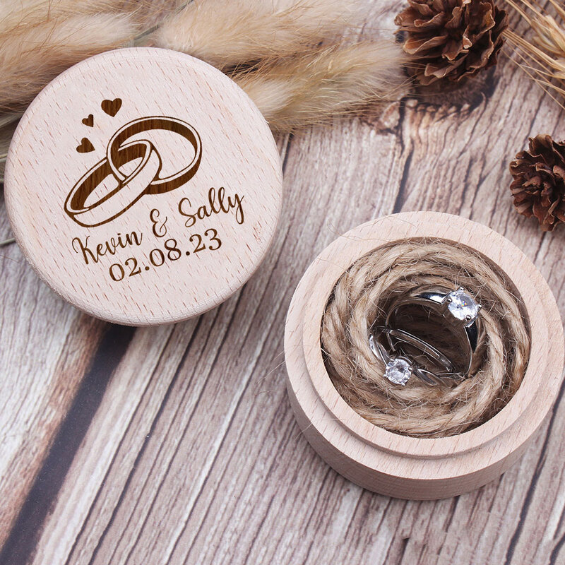 Scatola per anelli in legno incisa personalizzata regalo per l'anniversario nome personalizzato scatola per anelli proposta porta anelli rustici regalo per lei