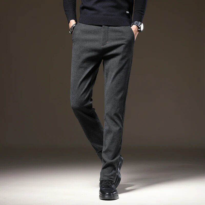 Pantaloni Casual in pile invernale di alta qualità da uomo in cotone elasticizzato caldo velluto moda Business nero grigio pantaloni spessi Plus Size 38