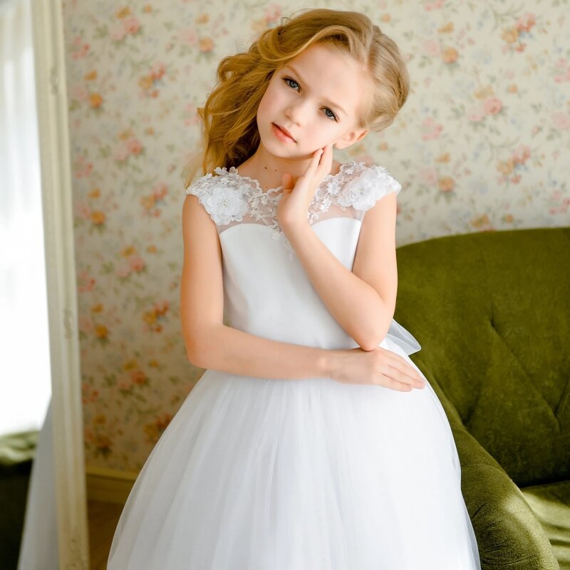 Gaun gadis bunga applique renda Tulle putih dengan pita tanpa lengan untuk pesta ulang tahun pernikahan gaun Komuni Pertama
