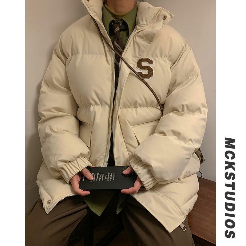 Styl Hong Kong Retro wysokiej jakości zimowy męski luźny, puchowy kurtka podszyta bawełną kołnierz haftowany zagęszczony kombinezon na ubrania