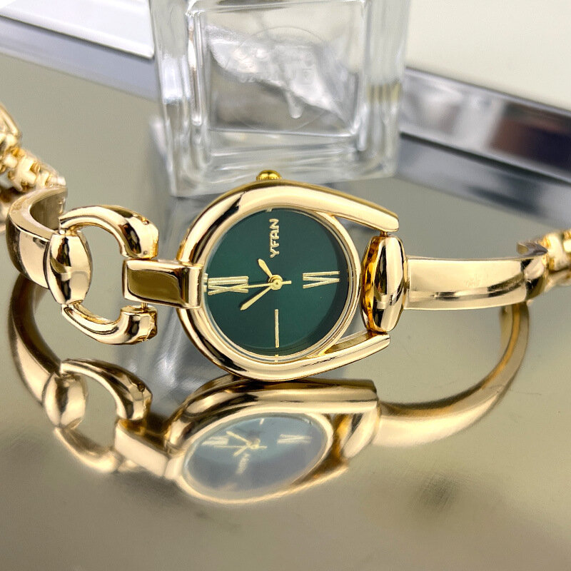 A Niche Women's Quartz Wristwatch High-end Fashionable Minimalist Bracelet Elegant Exquisite Quartz Watch For Women