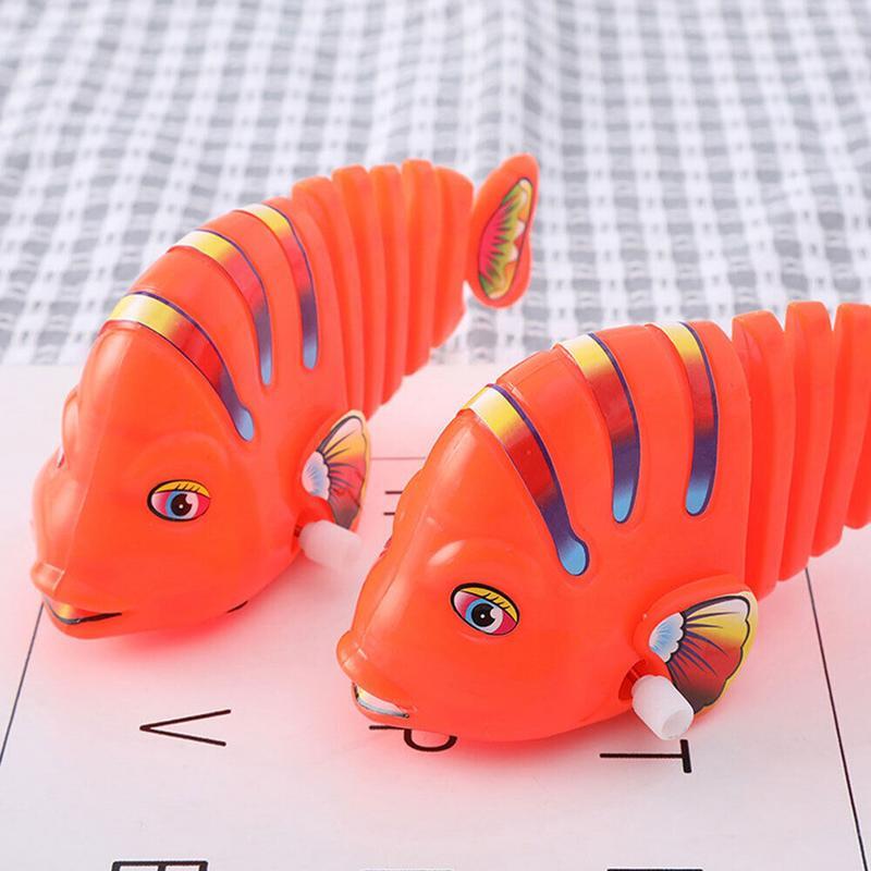 Giocattoli di pesce dei cartoni animati divertente giocattolo di pesce a orologeria per bambini giocattoli interattivi genitore-figlio per piscina o vasca da bagno