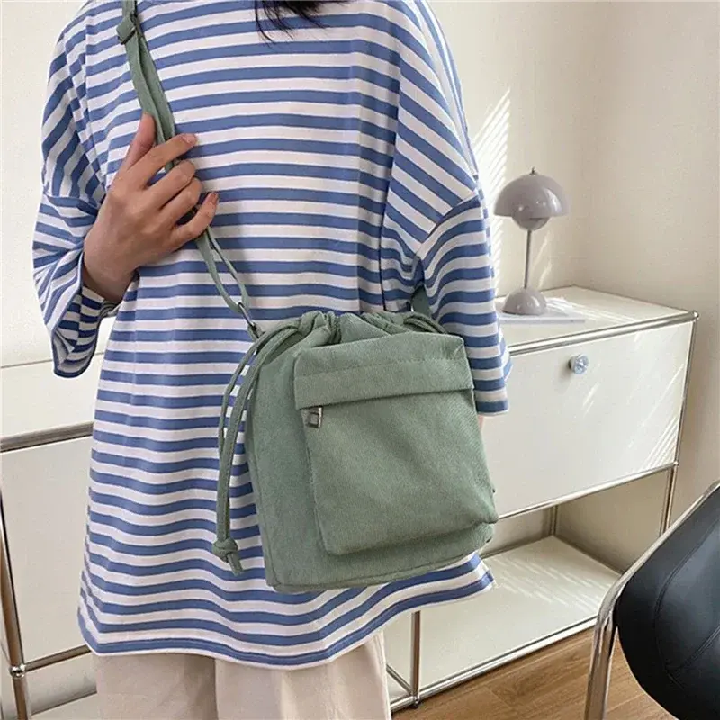 Borsa da donna nuova moda borsa a tracolla centrale secchio con coulisse in stile coreano borsa a tracolla per giovani leggera Casual intera vendita