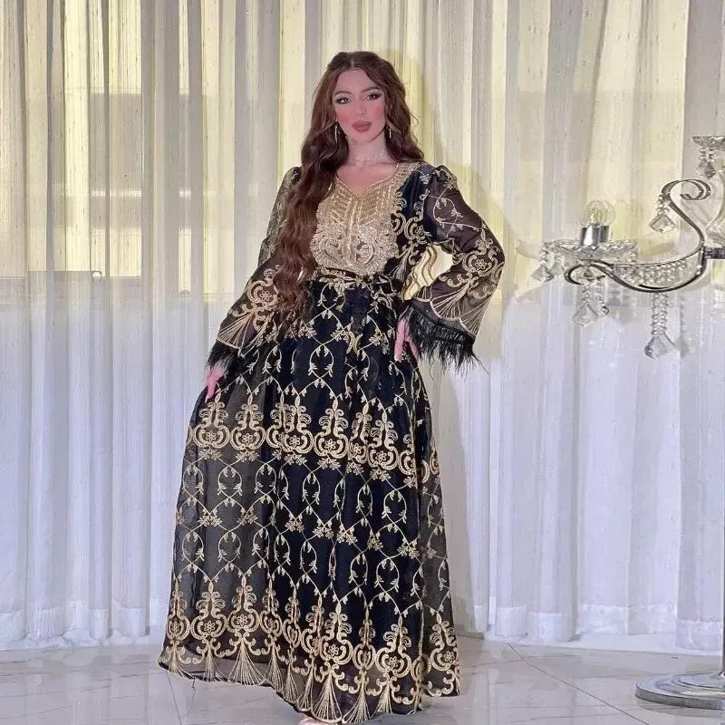 Gorgeous Abaya Islamic Clothing Jalabiya Robe Muslim Trend Dubai Women Muslim Dress Golden Embroidery Evening Gown Kaftan Abaya