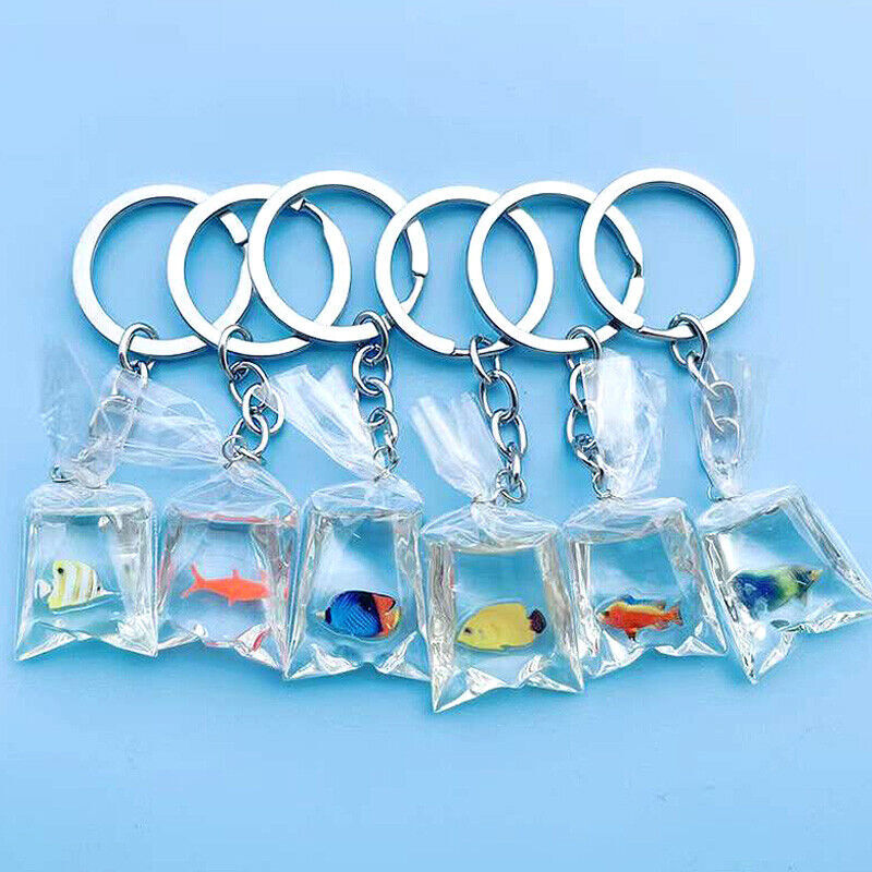Simulação Goldfish Auto Car Keyring, saco de água transparente, resina encantos, pingente para chaveiro, DIY carro ornamentos, 2023