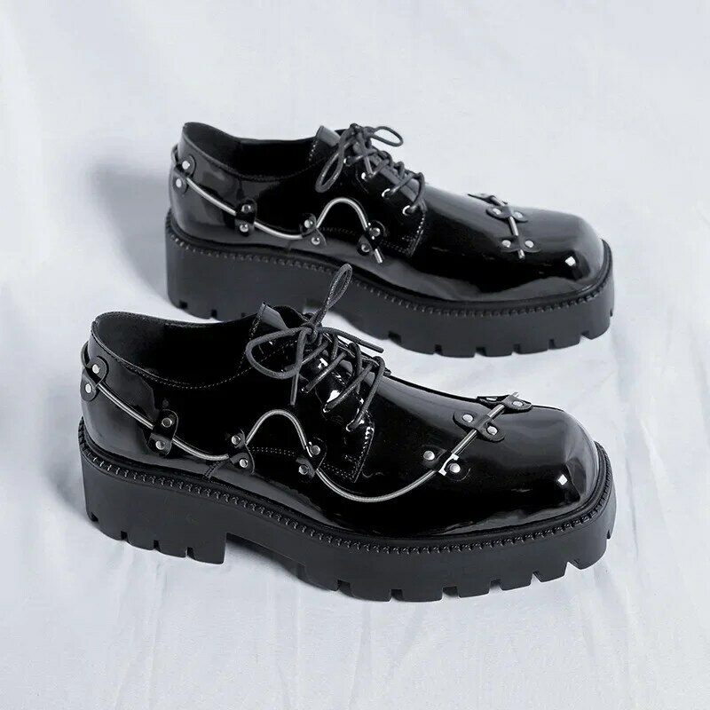 Chaussures à l'offre elles optiques de style britannique pour hommes, derby avec portrait noir, chaussures d'affaires décontractées en cuir, 2024