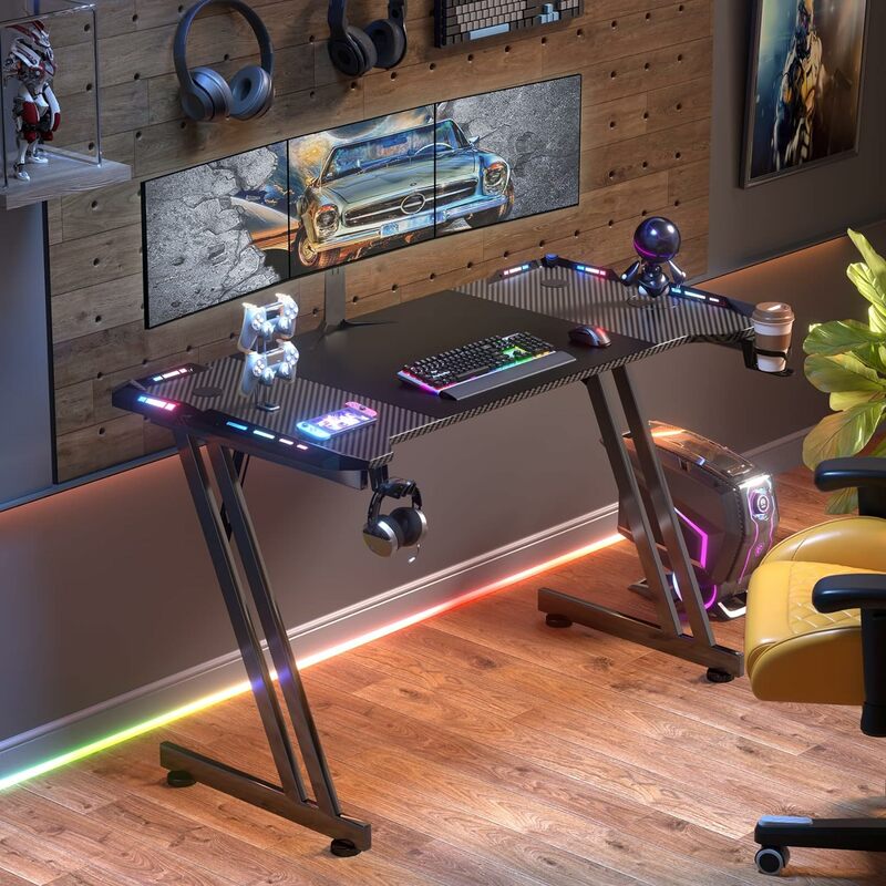 Bureau de jeu ergonomique avec porte-gobelet et crochet pour téléphone, surface en fibre de carbone, grand bureau d'ordinateur, poste de travail Gamer, 55 pouces