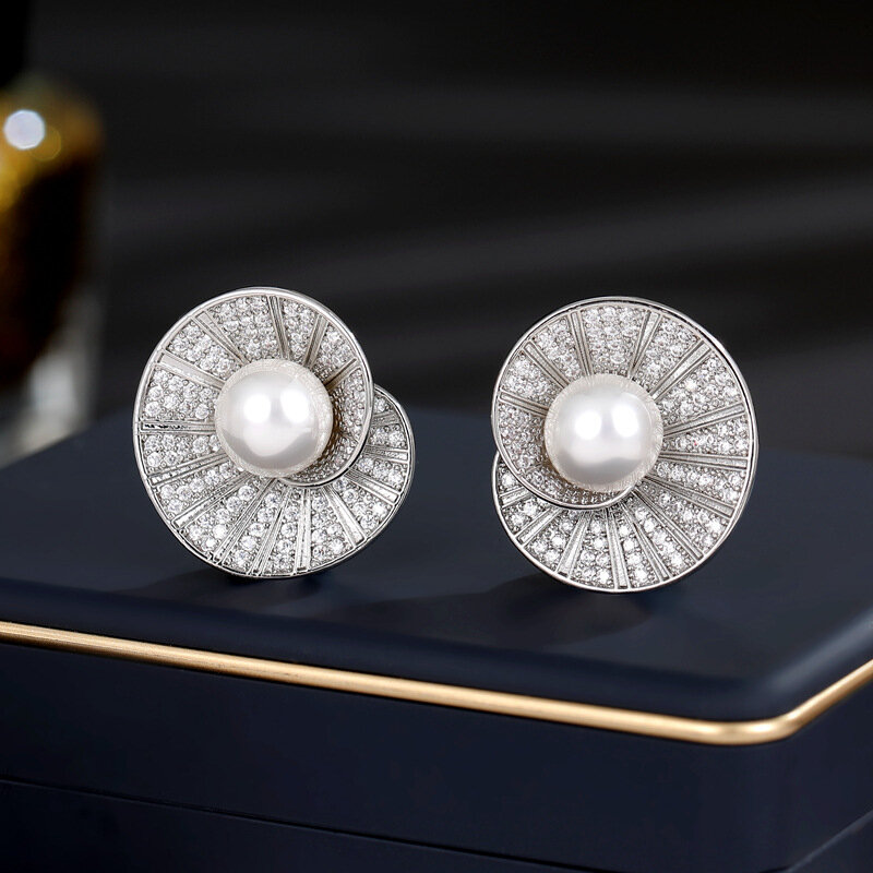S925 nowy srebrna igła wysokiej klasy luksusowy styl Retro kolczyki z cyrkoniami perła projekt i kolczyki z muszelką