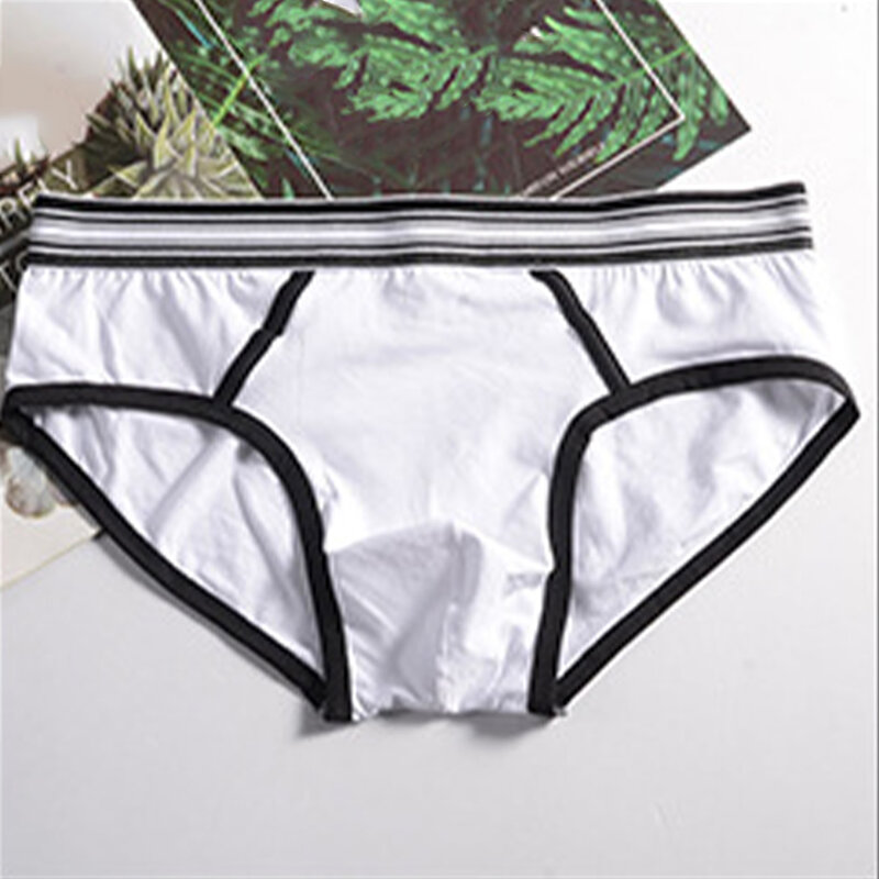 Men Cotton Comfortable Close-fitting Briefs Soft Breathable Panties Middle Waist Underpants Shorts Large Size Sexy Underwear
