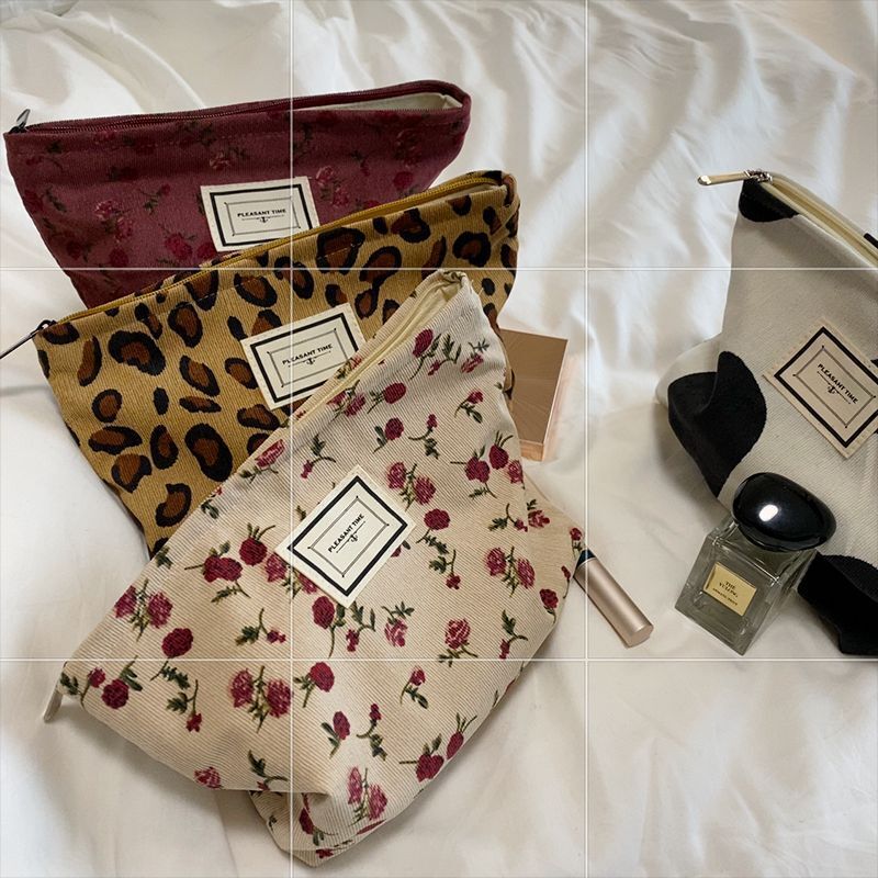 Fashion Large Women Leopard Cosmetic Bags Canvas Waterproof Zipper Make Up Bag Travel Washing Makeup Organizer Beauty Case Women