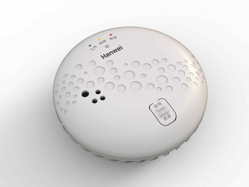 Tuya WiFi rilevatore di fumo allarme luce sonora 85dB sensore antincendio APP di sicurezza familiare