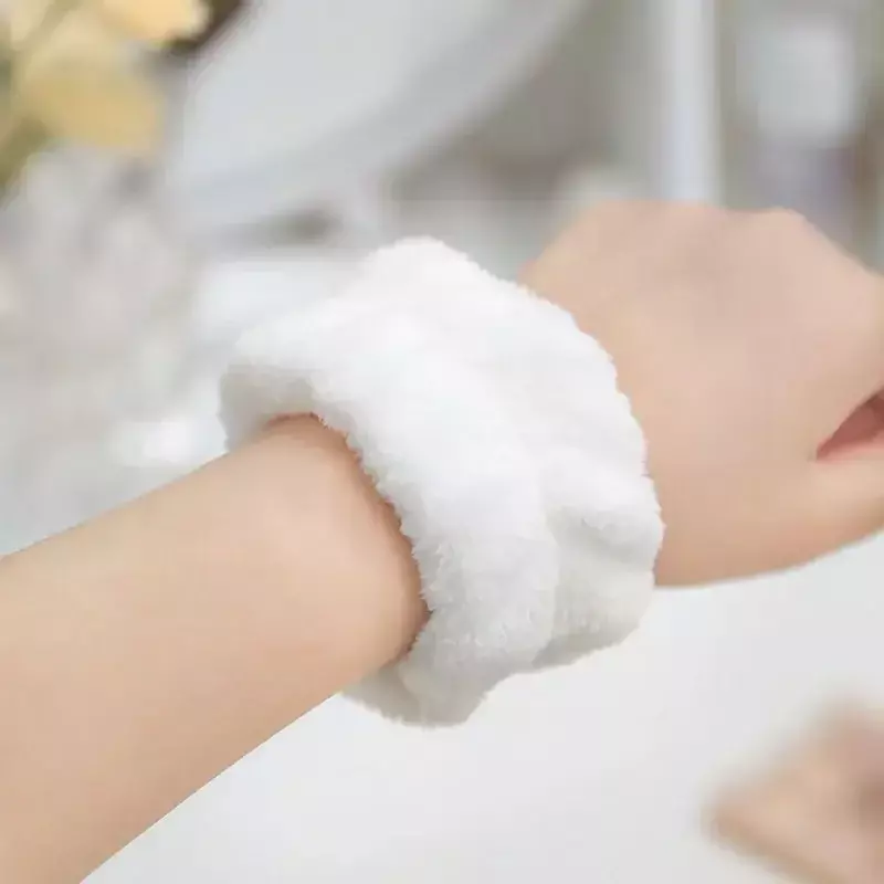 Sports Sweat Wiping Bracelet, pulseira de água absorvente, manga à prova de umidade, protetor de pulso, 1 par