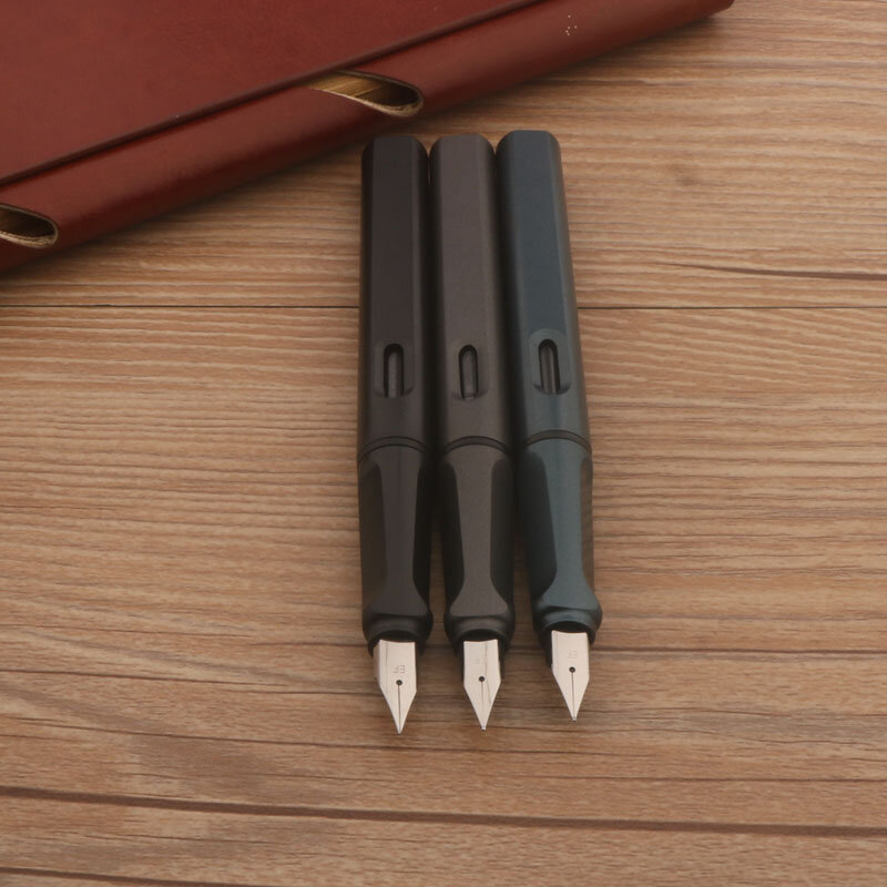 Ручка перьевая матовая черная с коррекцией осанки, 860