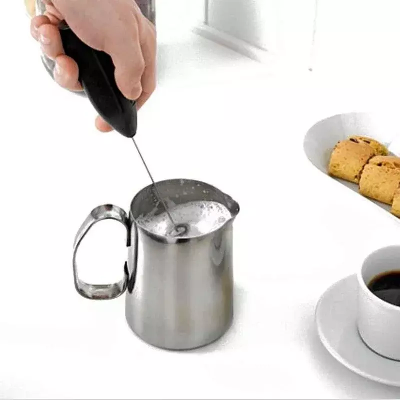 Mini frullatore elettrico per schiuma di latte frullatore per frusta per caffè senza fili Skimer frullino per le uova portatile miscelatore per montalatte per Cappuccino per cucina