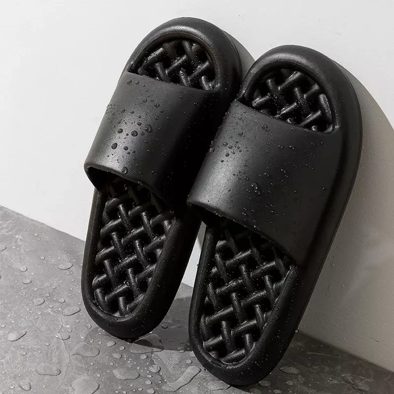 New mesh soft-soled slippers for men and women in summer, leaking, quick-drying, comfortable bathroom non-slip flip-flops