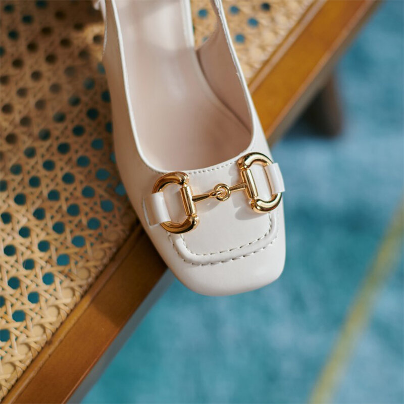 La nuova estate 2022 scarpe da donna versatili vintage chunky tinta unita Mary Jane heels
