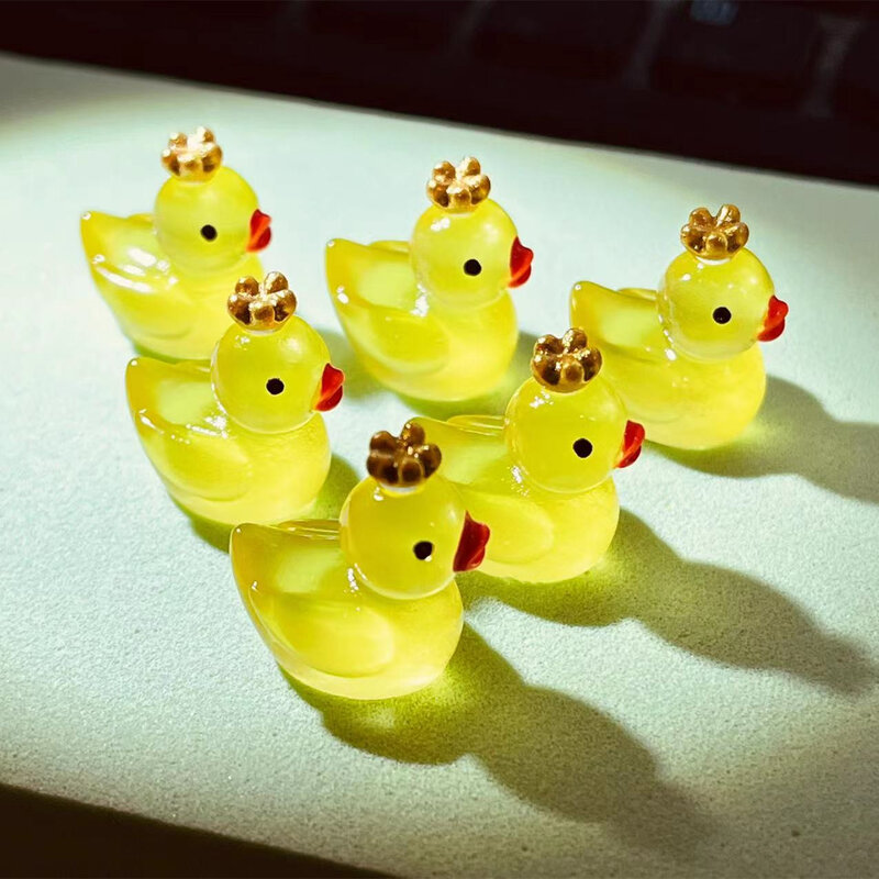 Mini Patos Amarelos com Coroa, Decoração do Jardim de Fadas, Miniaturas Duck King, Acessórios de Decoração de Mesa