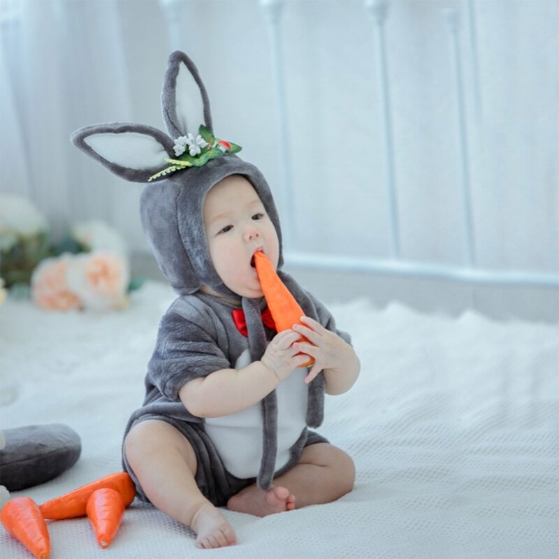 1 Set di oggetti di scena per fotografia neonato vestiti cappello con orecchie da coniglio carino + pagliaccetto per bambini + cuscino per luna in posa per costumi Cosplay per foto da Studio per bambini
