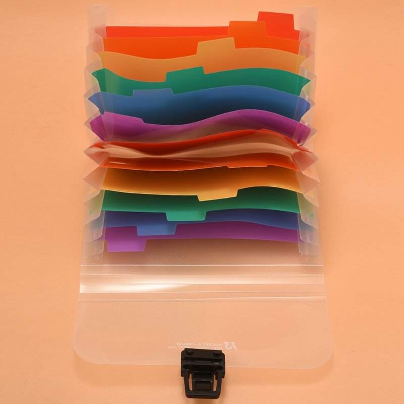 مجلد الأكورديون البلاستيكي مع مظاريف الميزانية لنظام النقد ، ملف موسع ، 13 جيوب ، A6