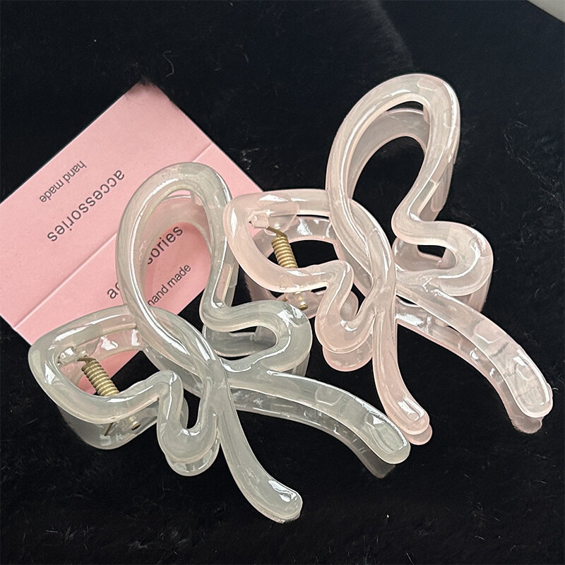 Jelly Color Transparent Hair Clips Sweet Hollow Butterfly Hair Claw For Women Girls Fashion Shark Clips Hair Accessories