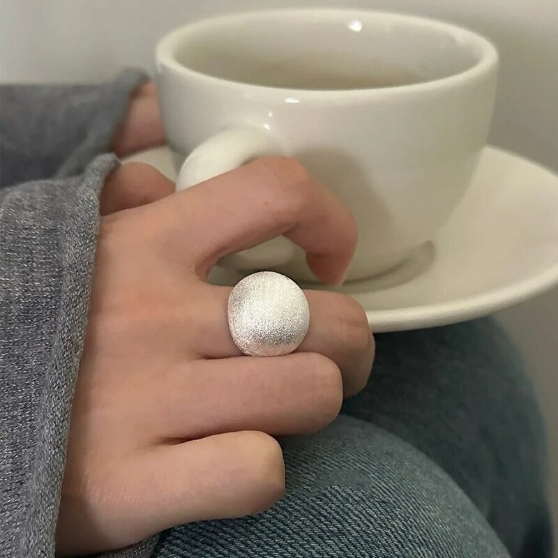 Женское кольцо ручной работы из серебра 925 пробы с блестящим шариком