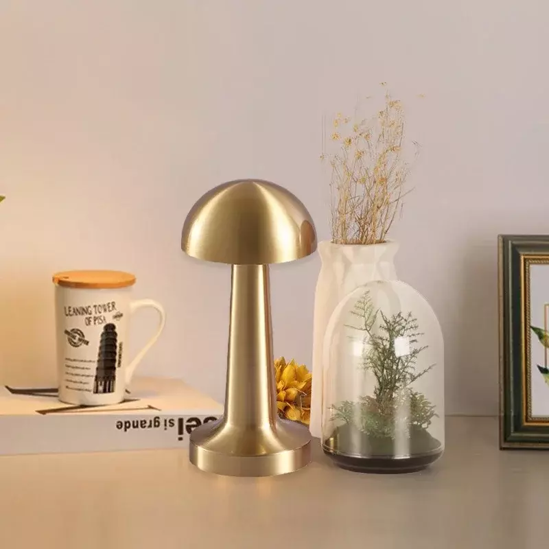 Металлические настольные лампы в стиле ретро, креативные Перезаряжаемые светильники в виде грибов для кабинета, спальни, бара, прикроватный столик, осветительные приборы для отеля