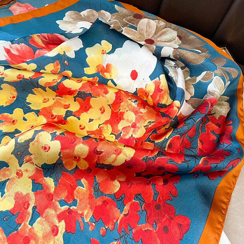 Женский шёлковый шарф, с цветочным принтом, 70x70 см