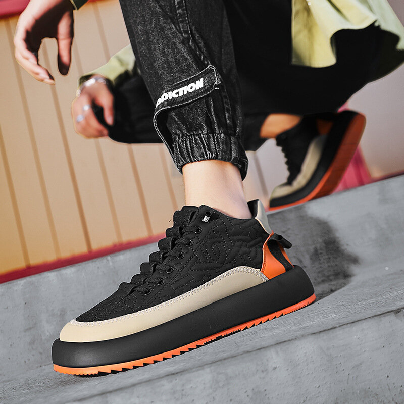 Sepatu Sneakers pria, sepatu kasual olahraga Premium warna campur