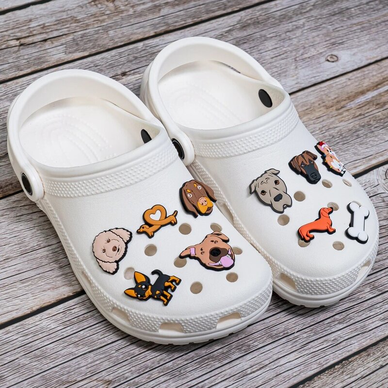 1 pz PVC cane bassotto Corgi zampa ciondoli per scarpe decorazioni per scarpe accessori spille per donna uomo regalo per bambini, Bulldog Clog Buckles