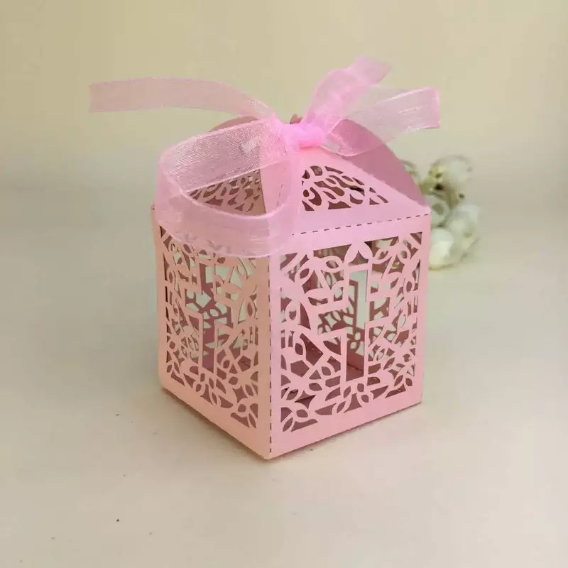 Laser Cut Love Heart Candy Gift Boxes, perfeito para deleites caseiros, DIY, 50 pcs