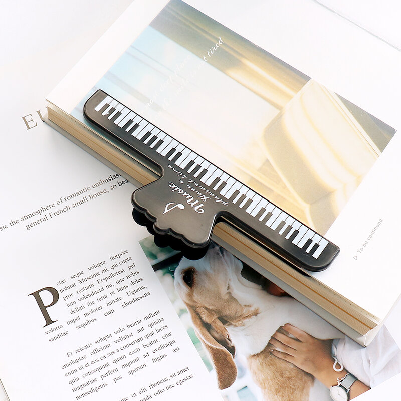 Folha de música Clipe Titular, Livro Page Holder, Bookmark, Clip para Piano Teclado Stands e Livros, Adorável Página, 2pcs