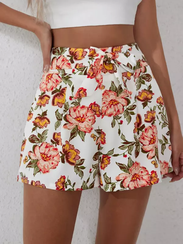 2024 Summer New Women's Flower Chiffon Shorts Casual Loose Dotted Korean Fashion Harajuku Beach Girls' Shorts