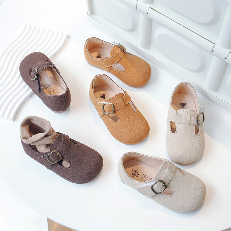 Koreanische kinder Schuhe 2023 Herbst und Frühling Neue Kinder Mode Retro Leder Schuhe für Jungen Britannien Stil Mokassin Schuhe einfache