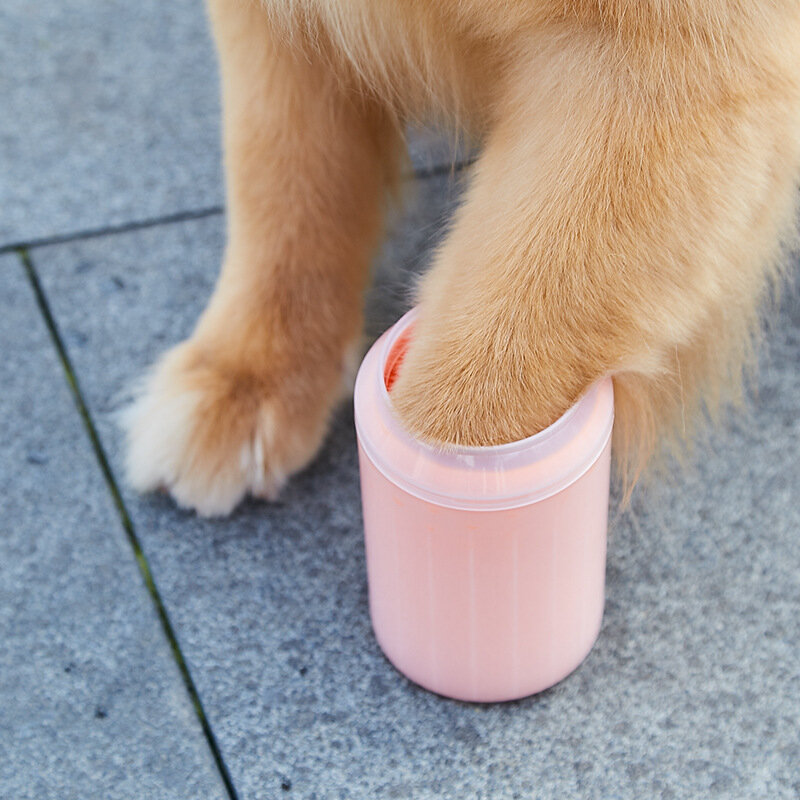 Dog Paw Cleaner Cup miękka silikonowa szczotka do czyszczenia stóp przenośne psy domowe ręcznik podkładka do stóp stopka czerpak porządkowy akcesoria dla psów