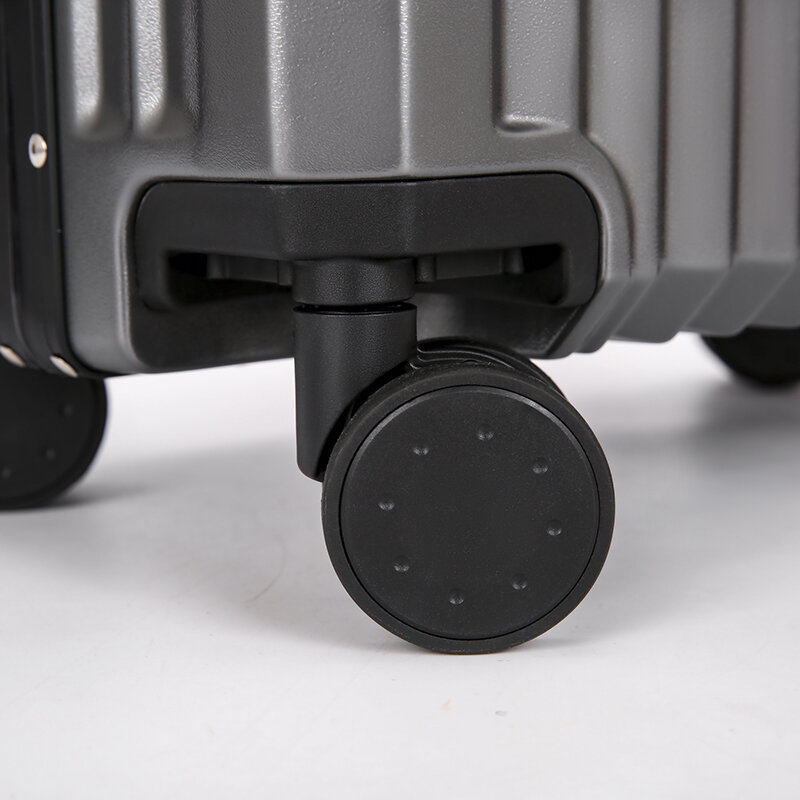 Nuova valigia Trolley da viaggio di alta qualità valigia di grande capacità Lnch PC Trolley in alluminio valigia bagaglio a mano metallico impermeabile