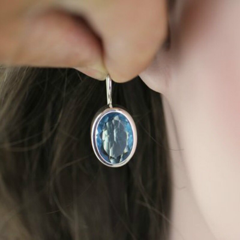 2024, Fashion, Blue Personality, Sparkling, Exquisite Jewelry, Versatile, Men's and Women's, Gifts, Love, Charming Earrings