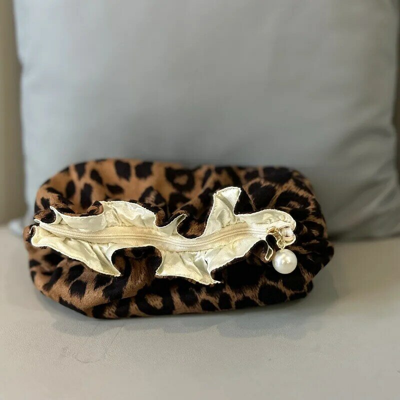 Bolsa de maquillaje con cremallera y perlas para mujer, organizador de viaje de gran capacidad, bolsa de maquillaje con estampado de leopardo, regalo