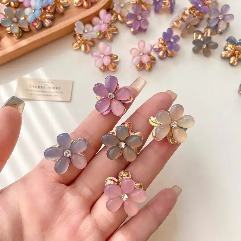 5 pz colorato opale forcine bambini ragazze carine Mini fiore fermaglio per capelli artigli piccolo copricapo di cristallo coreano dolci mollette per capelli
