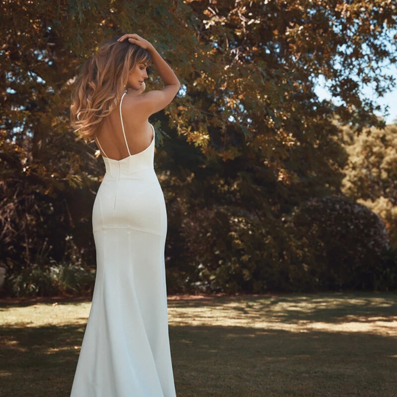 Gaun pengantin tanpa lengan wanita, Gaun pantai punggung terbuka 2024 mewah leher Halter Satin, gaun pengantin perempuan