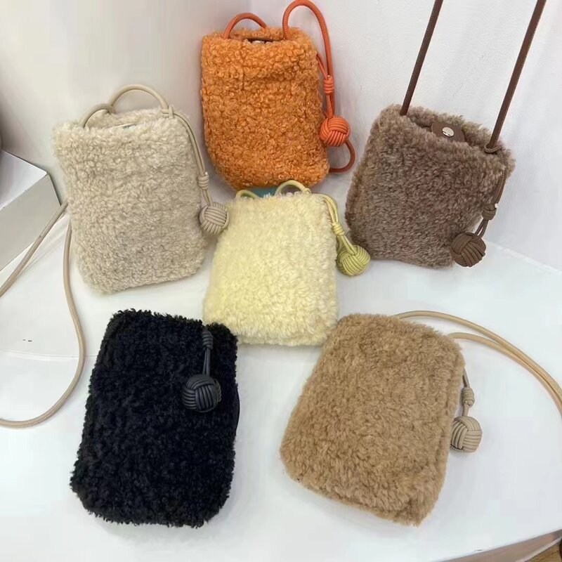 Japanese and Korean Fashion Lamb Cashmere Plush Women's Bag Lamb Hair Cute Small Ball Pendant Phone Bag Small Mini Crossbody Bag