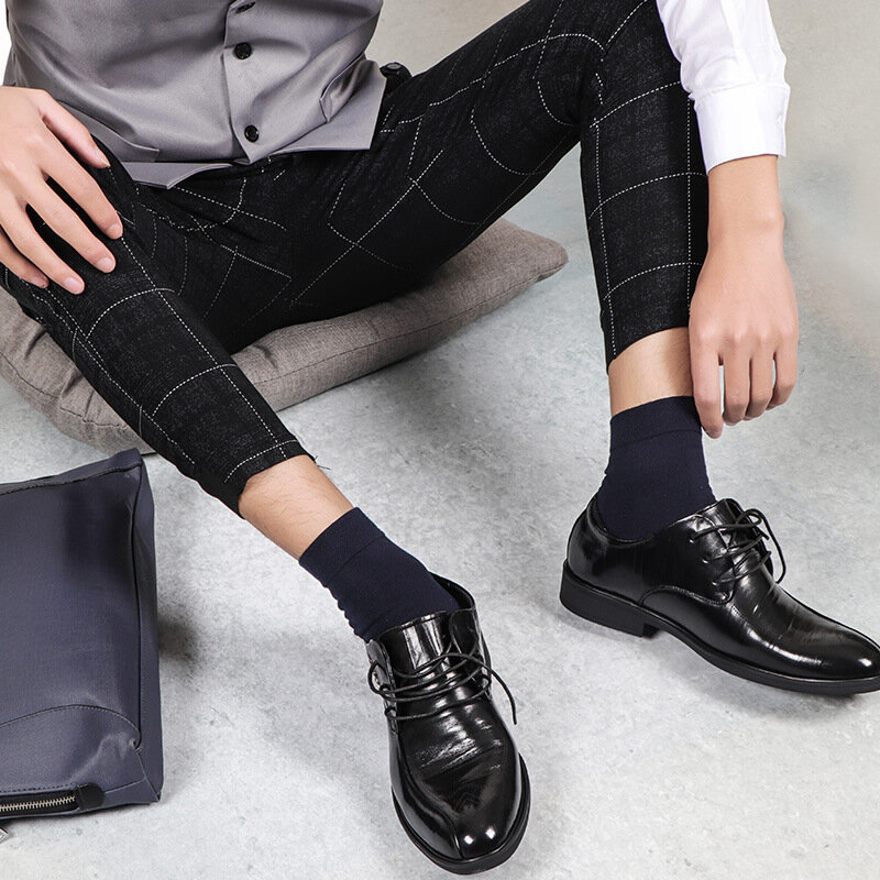 2024 New Men's Socks 5/10 Pairs / Lot Black White Gray Business Casual Sock Crew Soft Calcetines Breathable Summer For Male