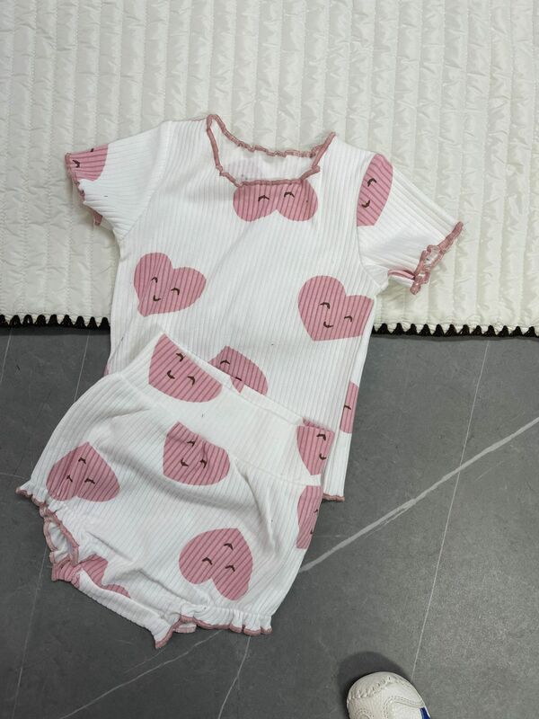 Set pakaian rumah bayi baru musim panas 2024 pakaian bayi balita laki-laki perempuan Hati motif titik lengan pendek setelan 2 potong pakaian celana pendek bernapas