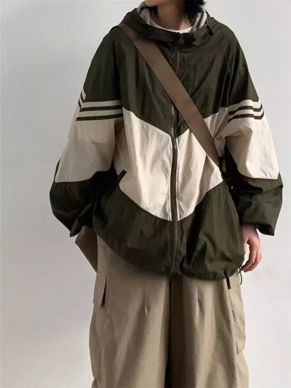 QWEEK Y2K Gorpcore jaket bertudung wanita, atasan cokelat tipis Retro Harajuku ukuran besar, pakaian luar hijau cepat kering gaya Jepang