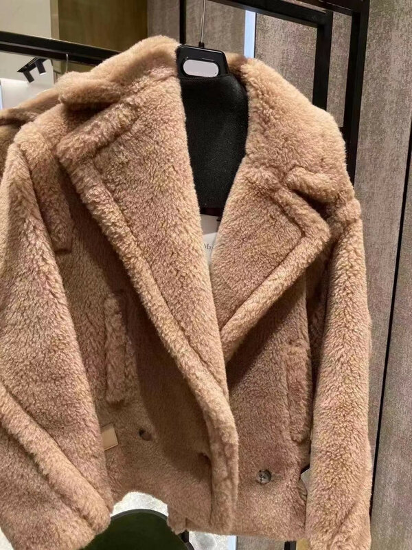 Cappotto di cammello Casual di nuova moda cappotto caldo di fascia alta cappotto corto invernale giacca da donna cappotto di orsacchiotto autunno femminile