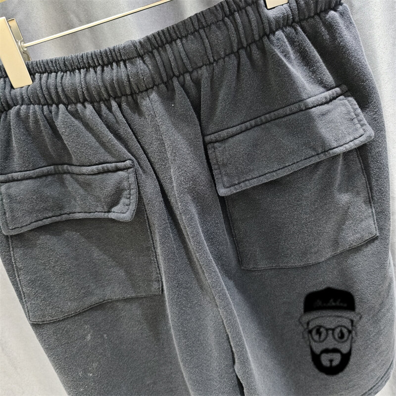 Gratis pengiriman celana pendek persepsi palsu katun murni hitam anime gambar cetak menyenangkan celana pendek olahraga tali serut pria