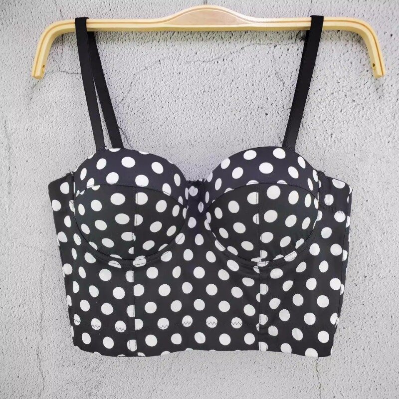 Polka dot cotton is worn outside. New style slim fitting open navel short style Camisole is fashionable in spring and summer