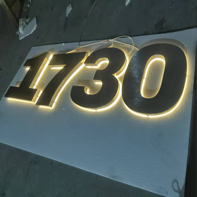 Nomor Rumah LED Baja Tahan Karat Backlit Raksasa Luar Ruangan Dibuat Khusus, Nomor Digital Rumah Logam Diterangi Belakang Besar