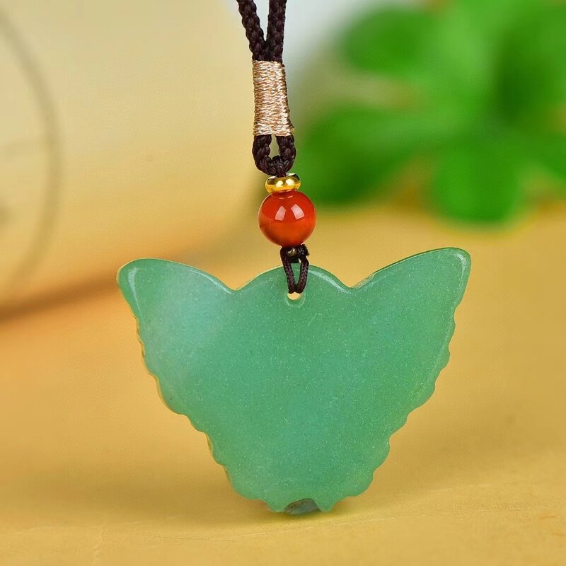 Colgante de Jade de Aventurina para mujer, collar de piedra verde Natural, amuleto de mariposa, joyería exquisita, dijes de Mascota